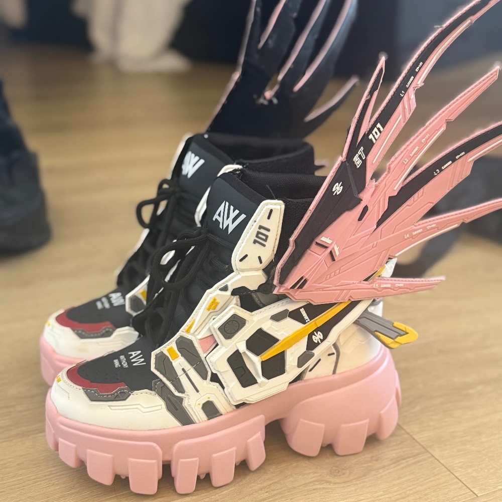 Anthony Wang SOURSOP Destiny Pink Wing Shoes NEVER WORN